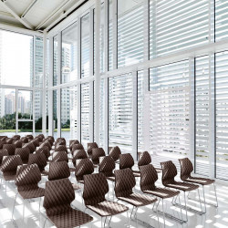 Uni 552-G polipropilén vázas szánkótalpas szék összekötõ rögzítõ elemmel