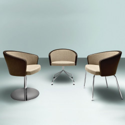 Kicca 020 négylábú fémvázas szék