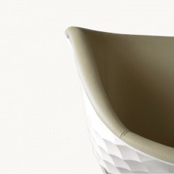 Uni-ka 599M kárpitozott fa lábú karfás szék