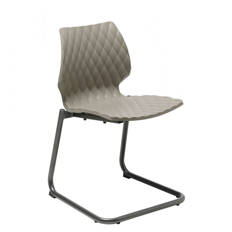 Uni 544 polipropilén vázas keretes szánkótalpas szék