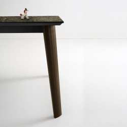 Kor 387 Bõvíthetõ üvegasztal 150-210x100cm kerámia lappal