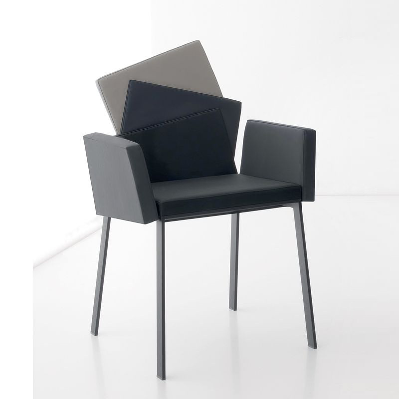 Karina 644 fém vázas karosszék szövet kárpittal