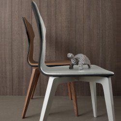 Monika 636 kõrisfa szék valódi bõr kárpittal