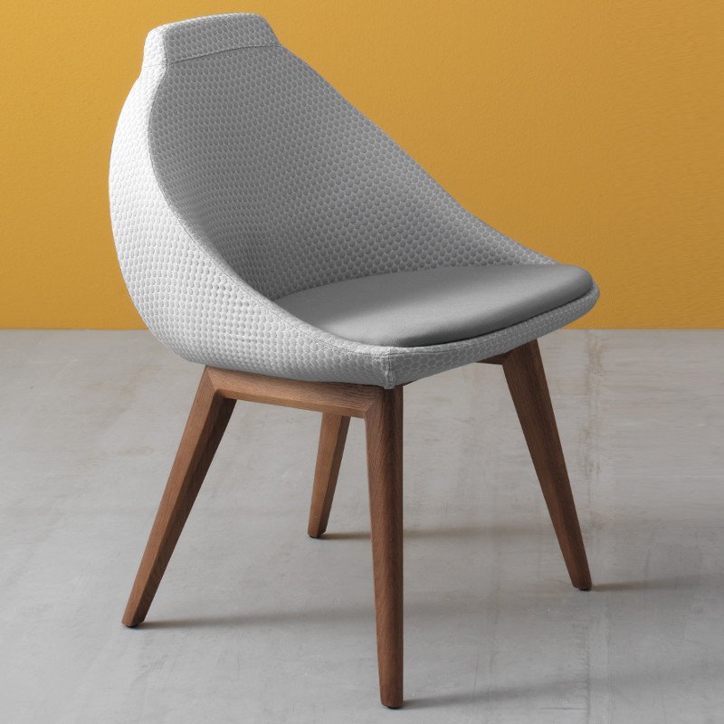 Desire 956 fa vázas szék szövet kárpittal