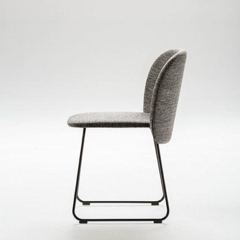 Chips SL szánkótalpas kárpitozott szék