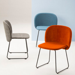 Chips SL szánkótalpas kárpitozott szék