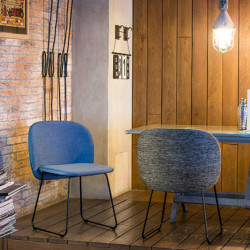 Chips SL szánkótalpas kárpitozott szék