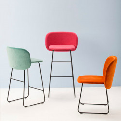 Chips SL-SG-80 szánkótalpas kárpitozott bárszék