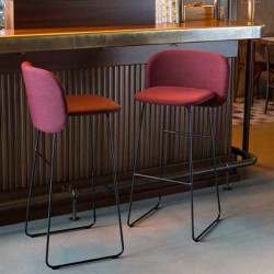 Chips SL-SG-80 szánkótalpas kárpitozott bárszék