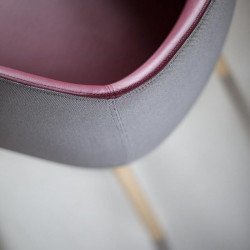 Mousse SP kárpitozott fa vázas karosszék