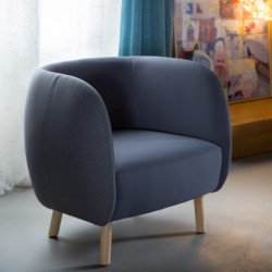 Mousse P kárpitozott fa vázas fotel