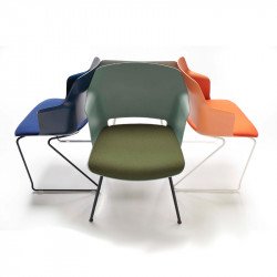 Clop polipropilén vázas szánkótalpas karosszék párnázott - kárpitozott üléssel