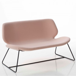 Eon Lounge szánkótalpas kárpitozott kétszemélyes kanapé 06 Modern kanapék Diemme