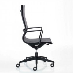 Liberty állítható magasságú fõnöki forgószék magas háttámlával - hálós - fix fekete kartámasszokkal - 5-ágú csillag alakú központi görgõs lábbal