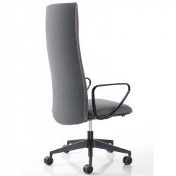 Velvet állítható magasságú kárpitozott fõnöki forgószék magas háttámlával - fix fekete kartámasszokkal - 5-ágú csillag alakú központi görgõs lábbal