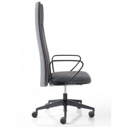 Velvet állítható magasságú kárpitozott fõnöki forgószék magas háttámlával - fix fekete kartámasszokkal - 5-ágú csillag alakú központi görgõs lábbal