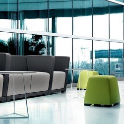 Circuit kárpitozott fotel