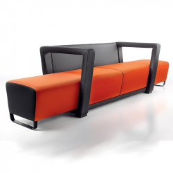 Circuit kárpitozott négyszemélyes kanapé - középen keretes kartámasszal 06 Design kanapék Diemme