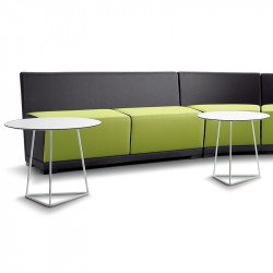 Circuit kárpitozott 30 fokot bezáró fotel karfák nélkül