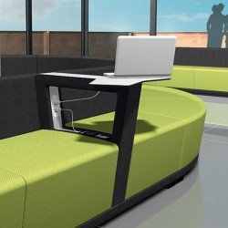 Circuit kárpitozott 30 fokot bezáró fotel karfák nélkül