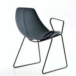 Eon kárpitozott szánkótalpas szék