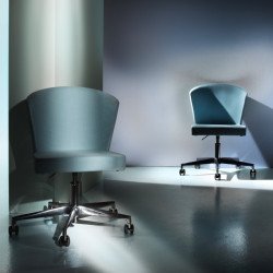 Konté kárpitozott állítható magasságú irodai szék