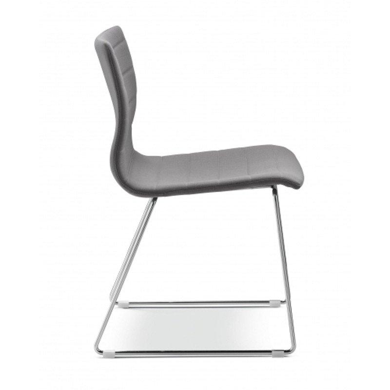 Miss kárpitozott szánkótalpas szék