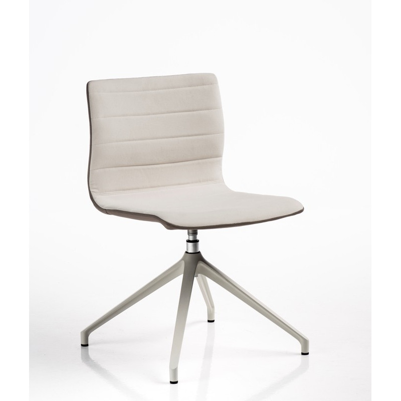 Miss kárpitozott szék négy élű piramis alakú lábbal fehér