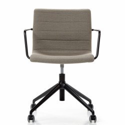 Miss kárpitozott szék négy ágú csillag alakú fekete lábbal - görgõkkel