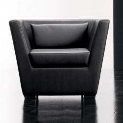 Double kárpitozott fotel nyitott karfákkal