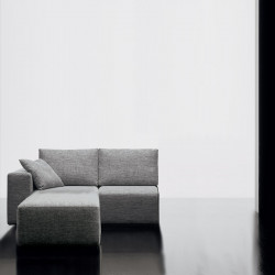 Square kanapé - egy kétüléses és egy együléses elemmel - hátpárnákkal - egyik oldalt karfa nélkül 06 Vendéglátás Diemme