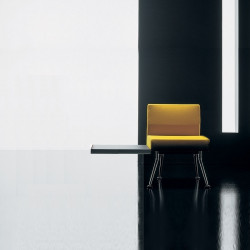 Ypsilon kárpitozott együléses kanapé kisasztallal karfák nélkül 03 Ügyfélvárók Diemme