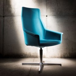 Dama kárpitozott irodai szék - négy ágú központi forgatható lábbal - hintamechanikával