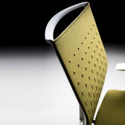 Fit Up hõformázott polipropilén háttámlájú irodai szék - fekete vázzal