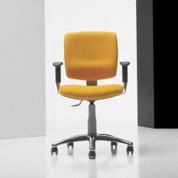 Free kárpitozott irodai szék állítható karfákkal