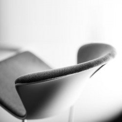 Redhot kárpitozott fém vázas bárszék