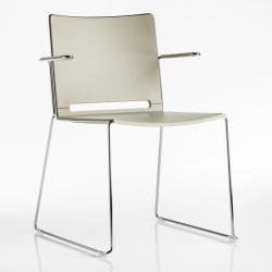 Slim polipropilén vázas karosszék krómozott szánkótalpas lábbal 05 Műanyag karosszékek Diemme