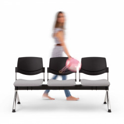 Sunny polipropilén vázas háromszemélyes pad kárpitozott üléssel fekete 03 Műanyag székek Diemme