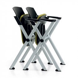 Zeta fekete polipropilén vázas karosszék kárpitozott üléssel