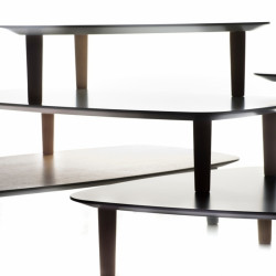 Bread fehér háromszög alakú dohányzóasztal - natúr tölgy lábbal