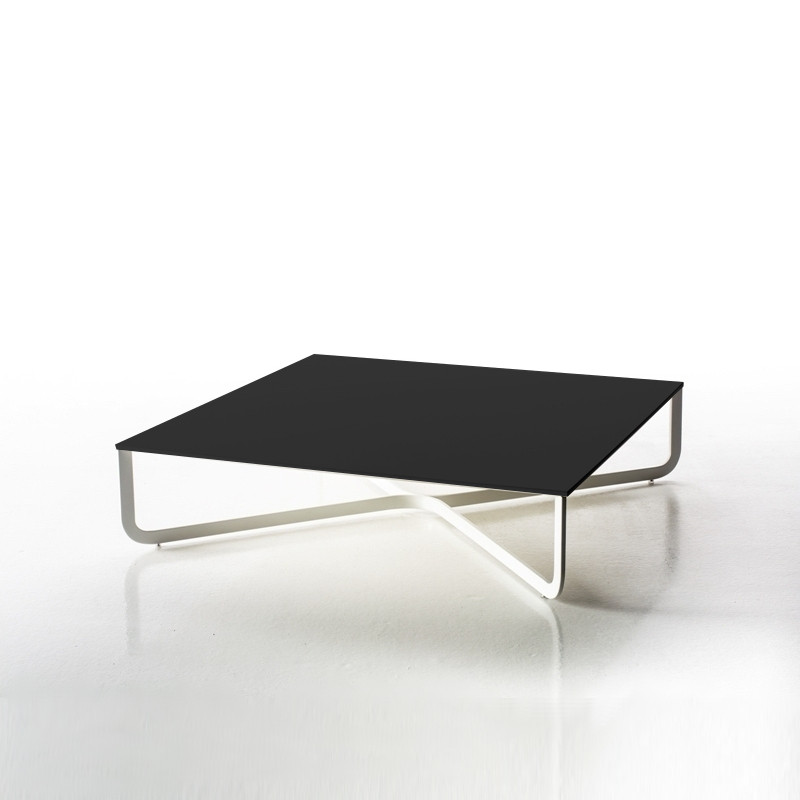 XL alacsony dohányzóasztal 95x95cm fekete HPL asztallappal