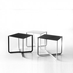 XS magas dohányzóasztal 55x55cm fekete HPL asztallappal