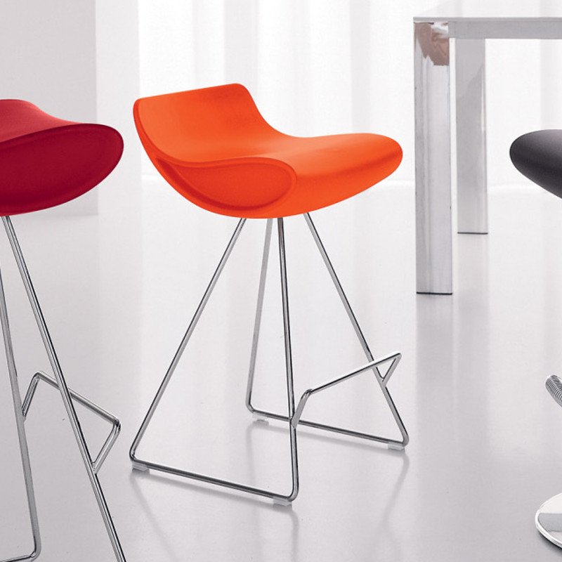 Momo 485 fix bárszék puha Poliuretán üléssel 64cm