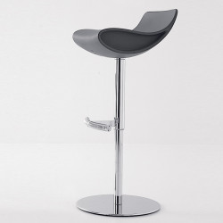 Momo 487 forgó magas bárszék puha Poliuretán üléssel 04 Műanyag bárszékek Olasz modern stílus COMPAR