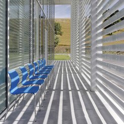 Uni 550 polipropilén vázas szék