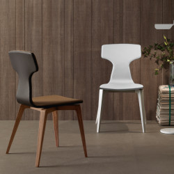 Monika 632 kőrisfa szék műbőr kárpittal