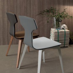 Monika 632 kőrisfa szék műbőr kárpittal