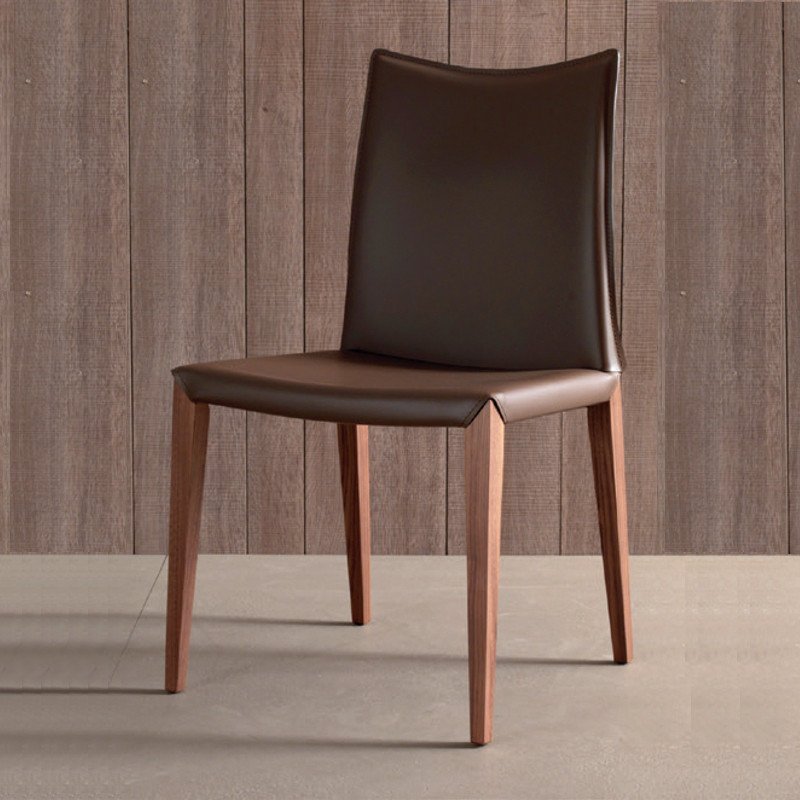 Flora 623 kőrisfa szék újrahasznosított bőr kárpittal