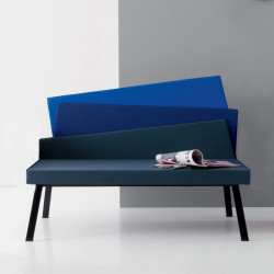 Karina 645 fém vázas kanapé szövet kárpittal karfa nélkül 06 Design kanapék Olasz modern stílus COMPAR