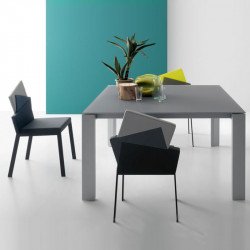 Karina 644 fém vázas szék szövet kárpittal